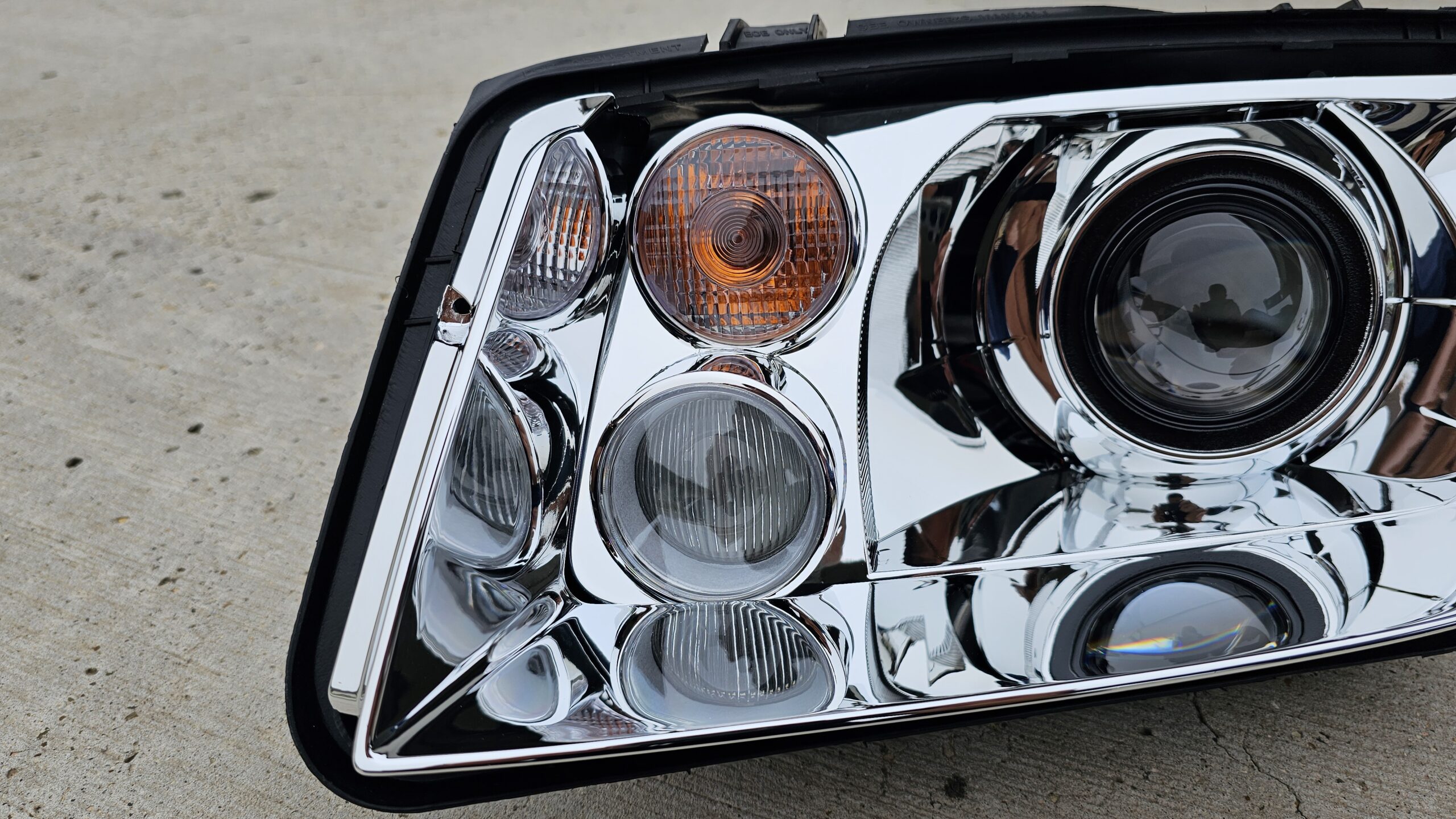 VXT Bi-LED “RETROFIT” Headlight Assemblies – Chrome Style - MK4 Jetta / Bora - (Built to Order) - Image 4